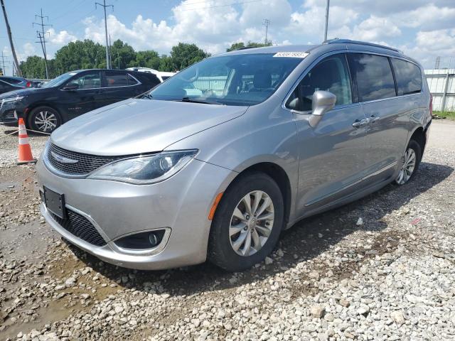  Salvage Chrysler Pacifica