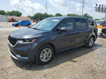  Salvage Kia Carnival
