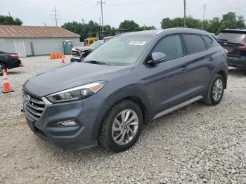  Salvage Hyundai TUCSON