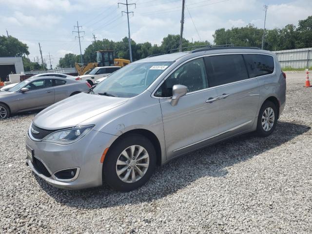  Salvage Chrysler Pacifica