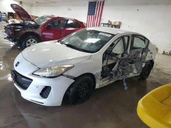  Salvage Mazda 3