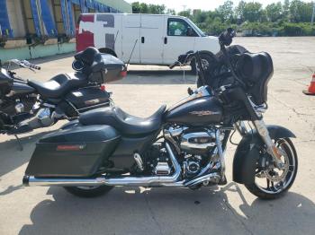  Salvage Harley-Davidson Fl