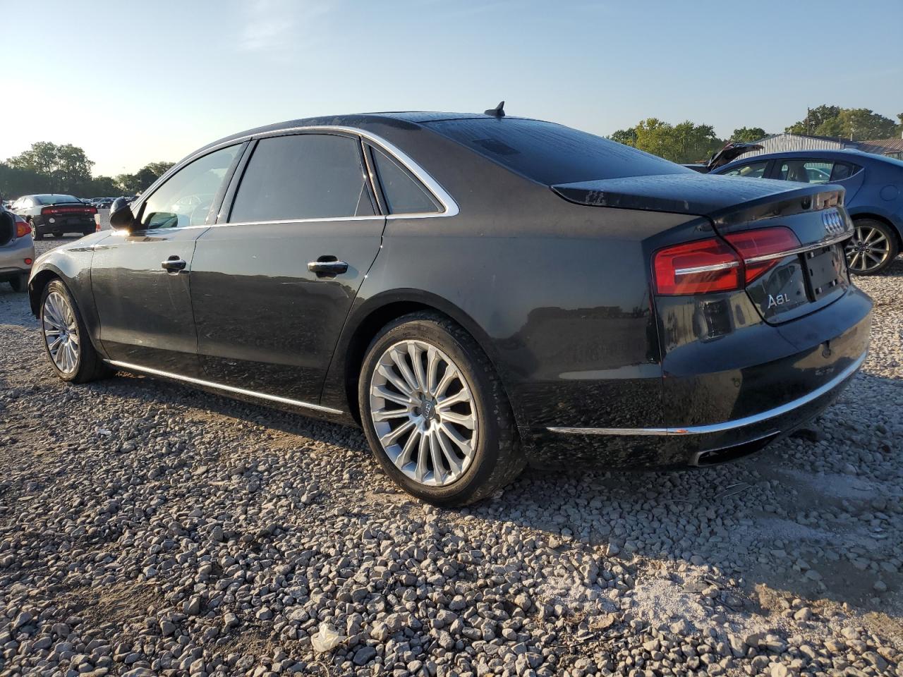 Audi A8 L Quattro Image 2