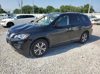  Salvage Nissan Pathfinder