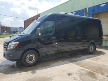  Salvage Mercedes-Benz Sprinter