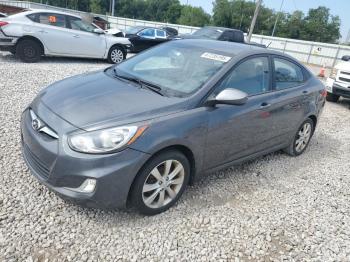  Salvage Hyundai ACCENT