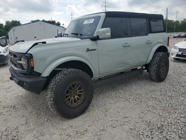  Salvage Ford Bronco