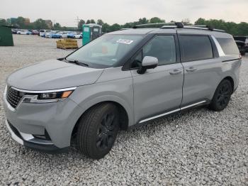  Salvage Kia Carnival