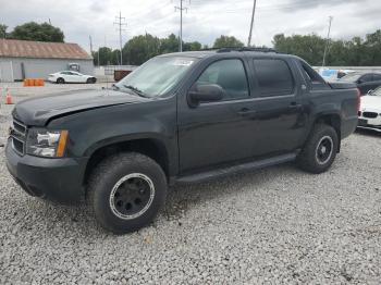  Salvage Chev Avalanche