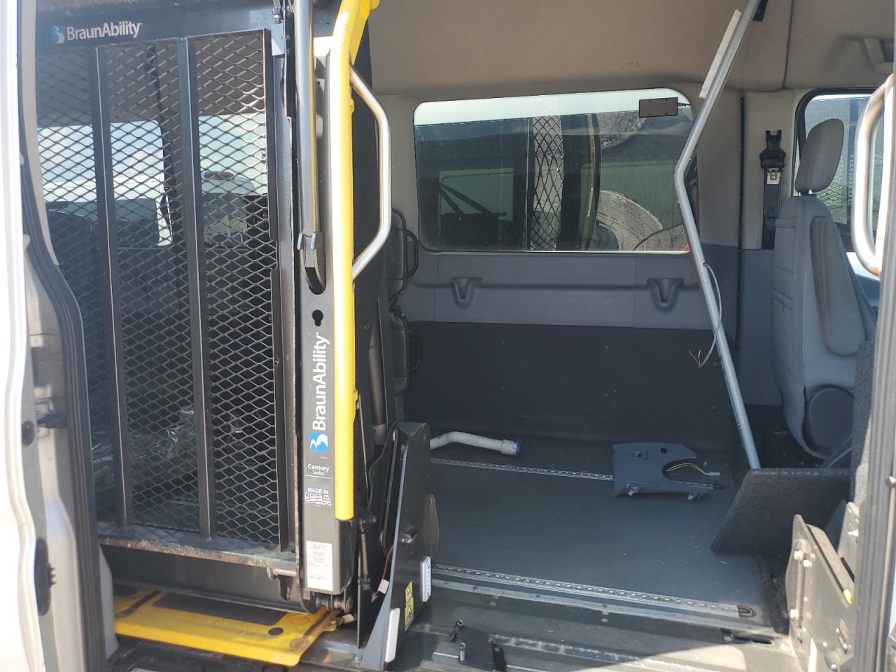 Ford Transit T-350 Hd Image 9