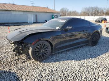  Salvage Ford Mustang