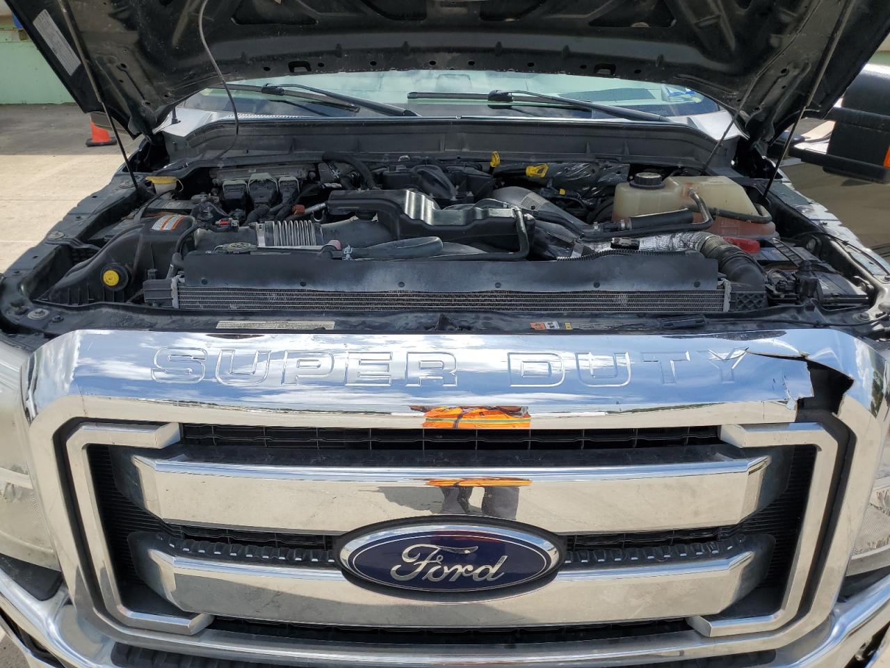 Ford F-350 Super Duty Image 11