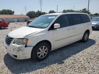  Salvage Chrysler Minivan