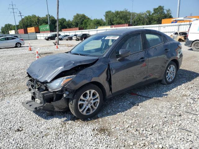 Salvage Toyota Yaris