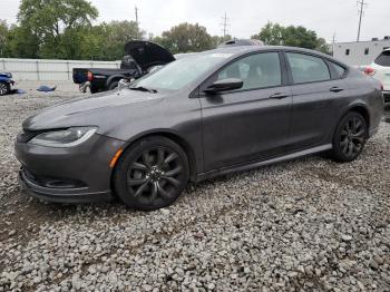  Salvage Chrysler 200