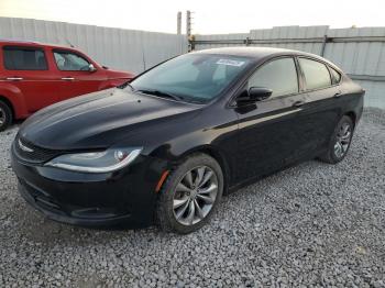  Salvage Chrysler 200