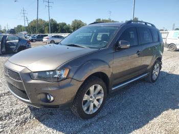  Salvage Mitsubishi Outlander
