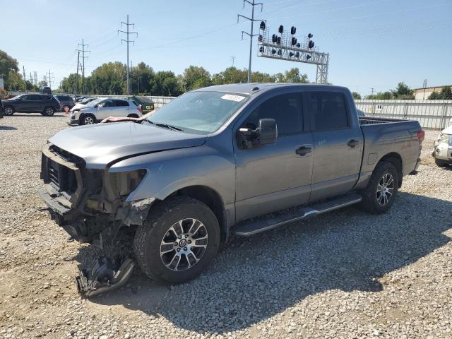  Salvage Nissan Titan