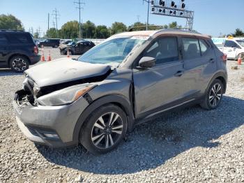  Salvage Nissan Kicks