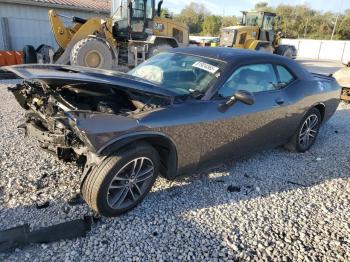  Salvage Dodge Challenger