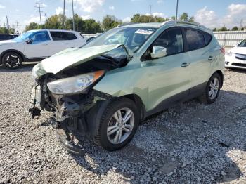  Salvage Hyundai TUCSON