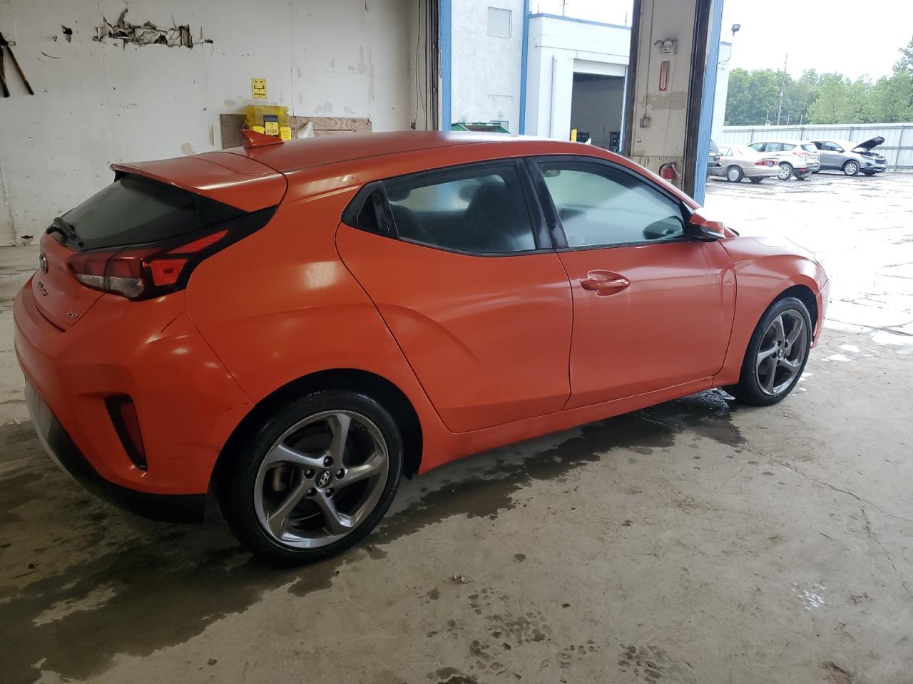 Hyundai VELOSTER Base Image 7