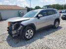 Toyota RAV4 Le Image 1