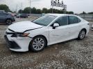Toyota Camry Le Image 1