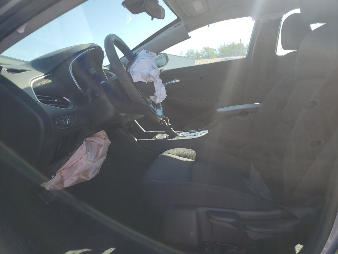 Chevrolet Malibu Ls Image 8