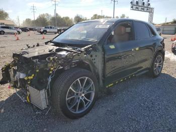 Salvage Porsche Cayenne