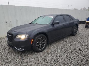  Salvage Chrysler 300