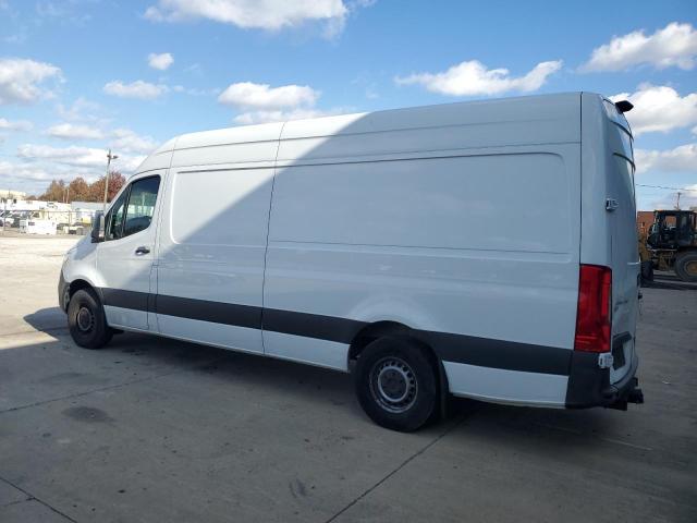 Mercedes-Benz Sprinter 2500 Image 4