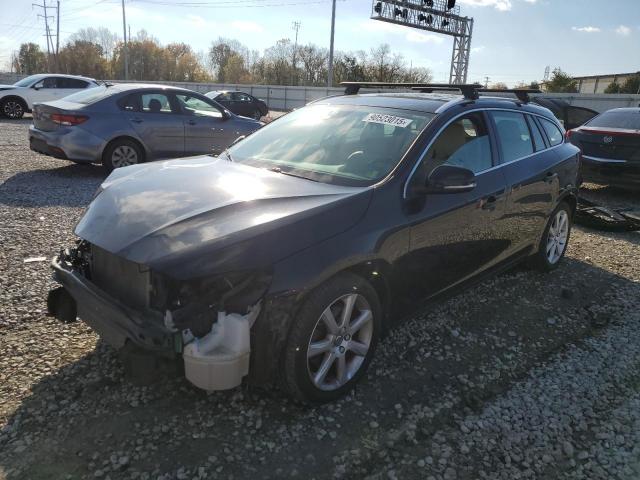  Salvage Volvo V60