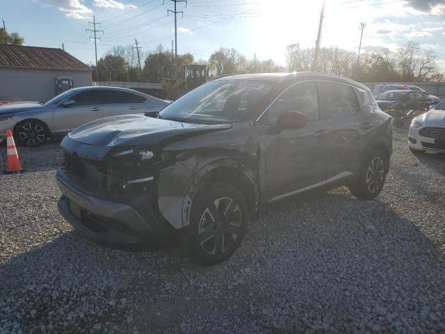 Salvage Nissan Kicks