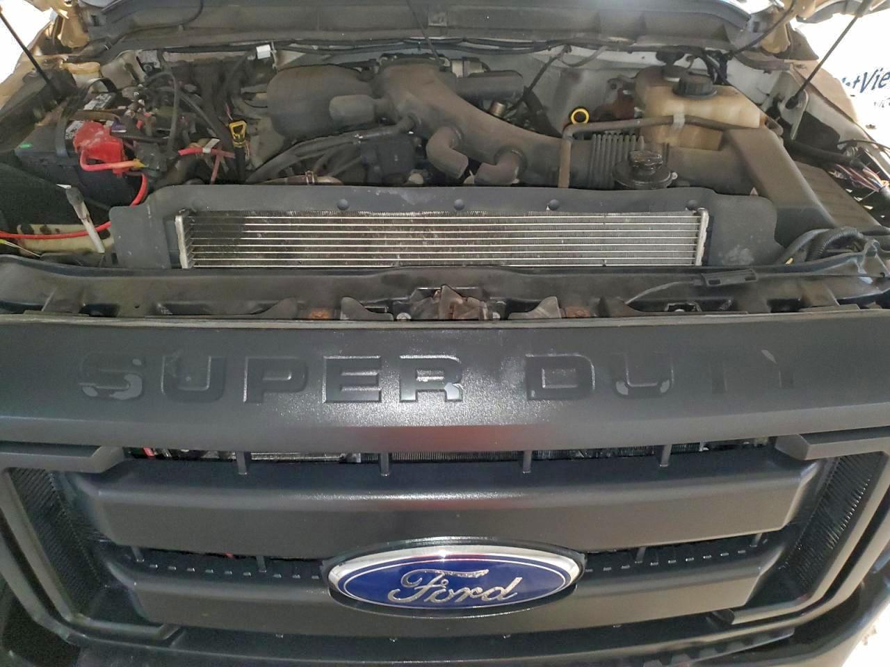 Ford F-450 Super Duty Image 12