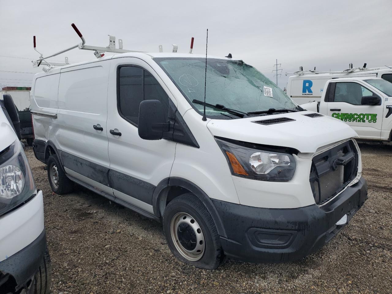 Ford Transit T-250 Image 2