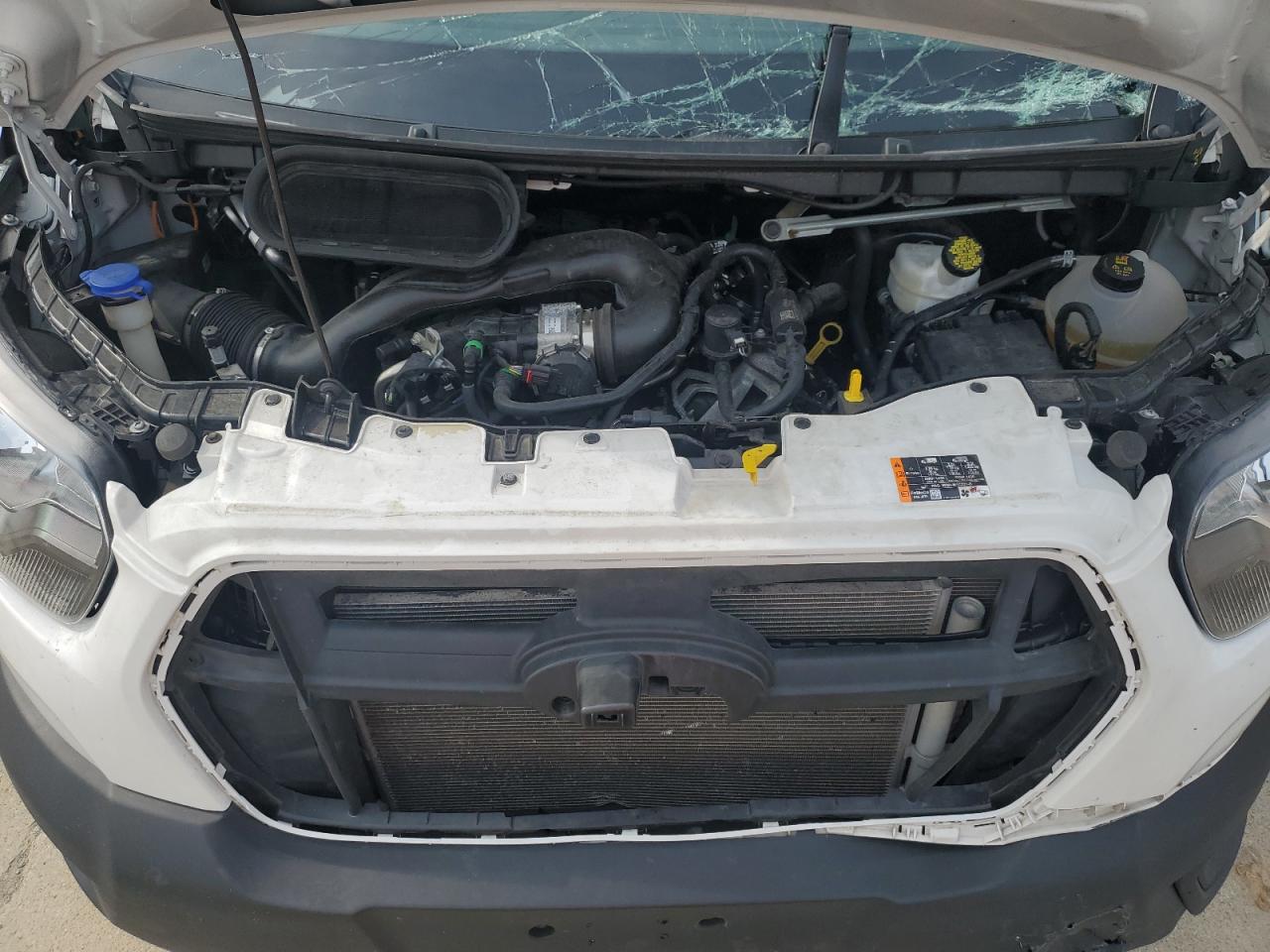 Ford Transit T-250 Image 9