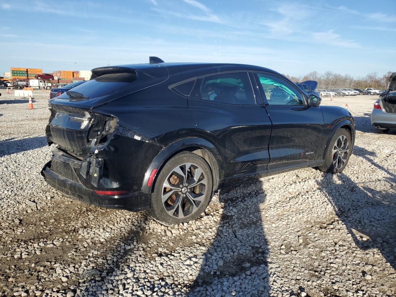 Ford Mustang Premium Image 2