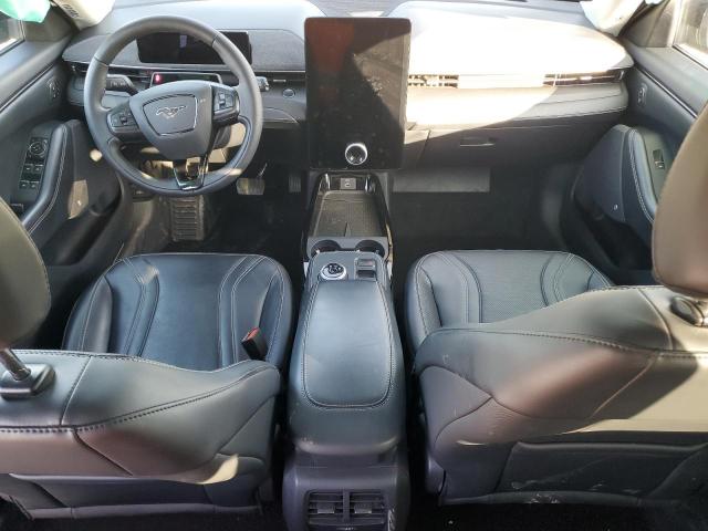 Ford Mustang Premium Image 3