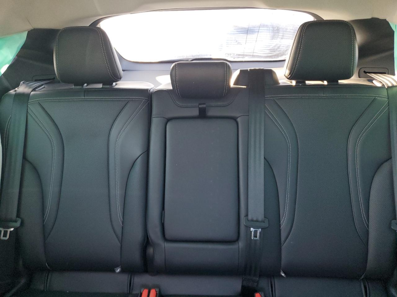 Ford Mustang Premium Image 13