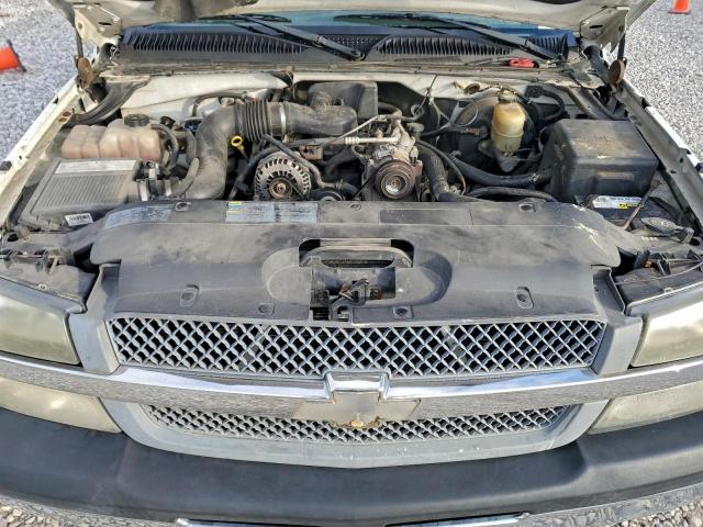 Chevrolet Silverado C1500 Image 10