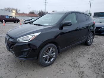  Salvage Hyundai TUCSON