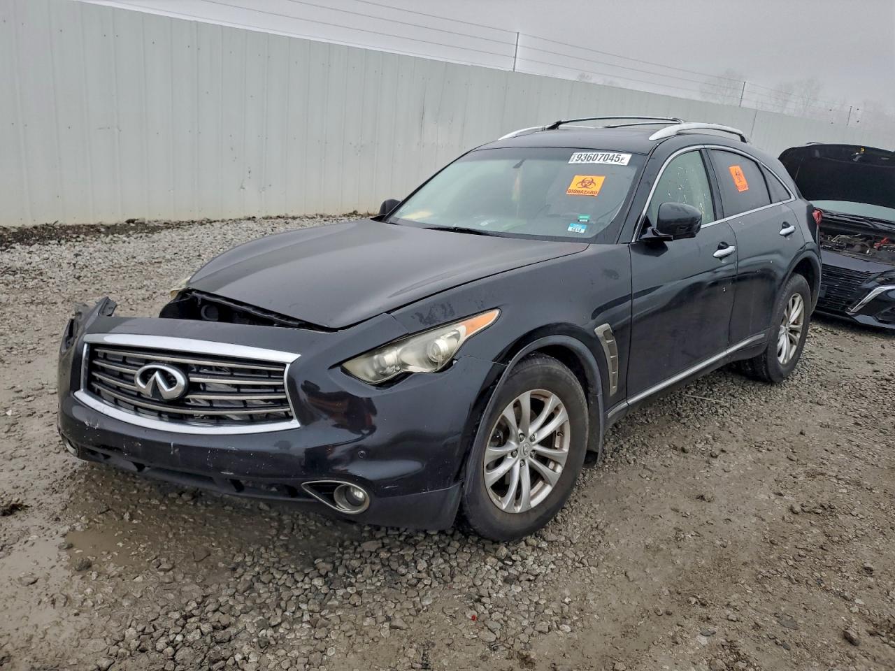 INFINITI Fx Image 1