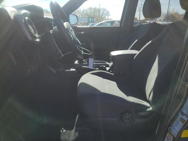 Toyota Tacoma Double Cab Image 8