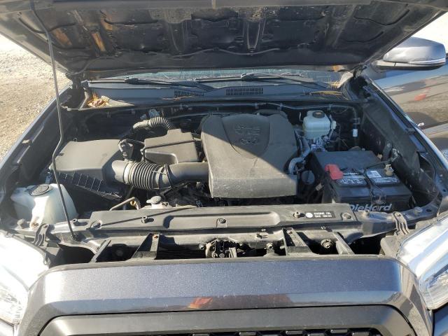 Toyota Tacoma Double Cab Image 10