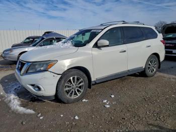  Salvage Nissan Pathfinder
