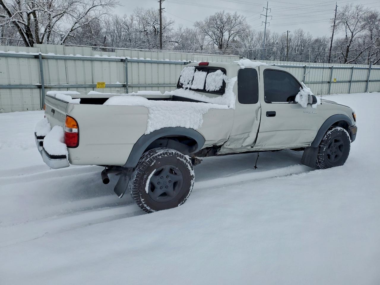 Toyota Tacoma Xtracab Image 4