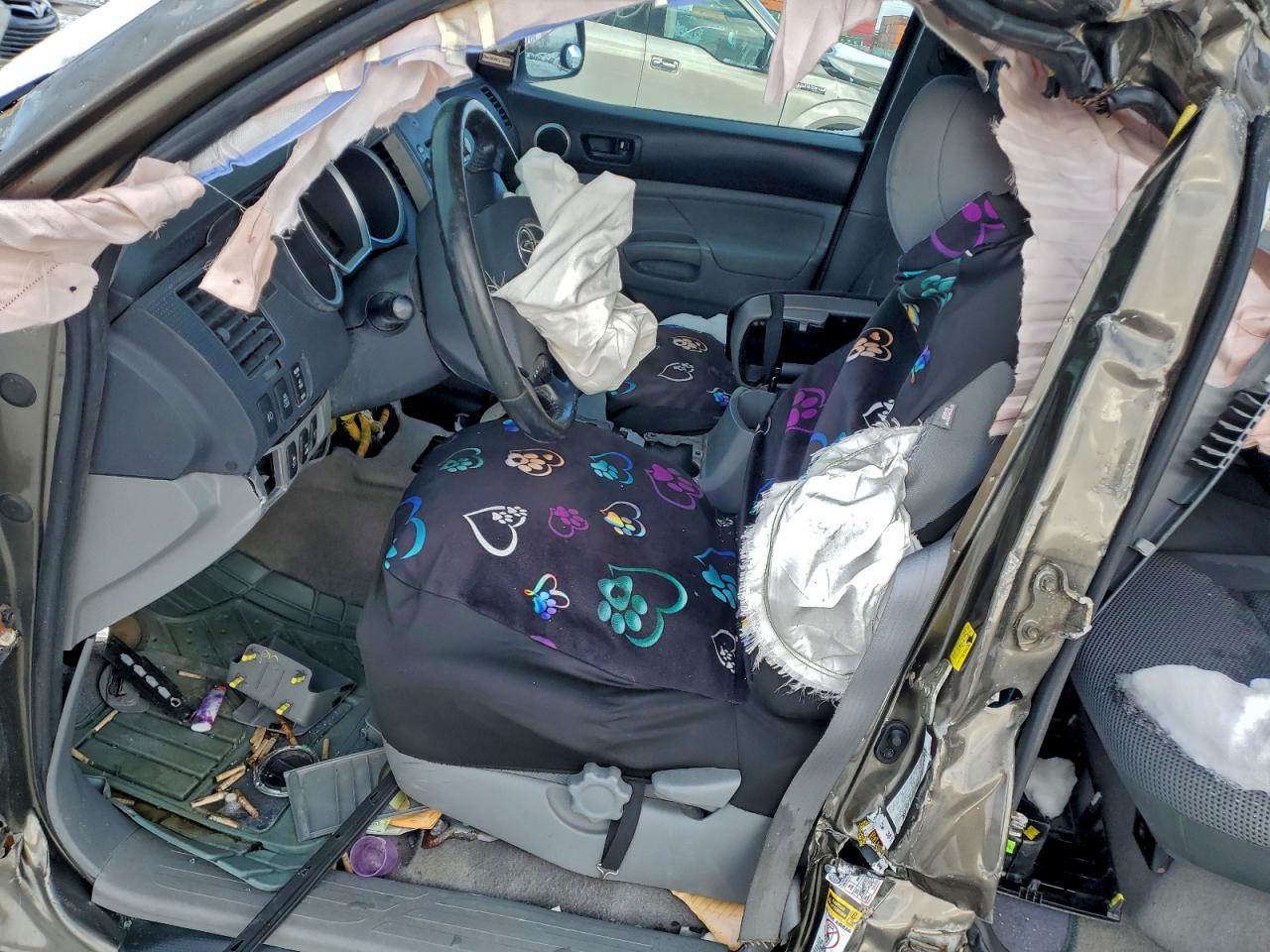 Toyota Tacoma Double Cab Image 8