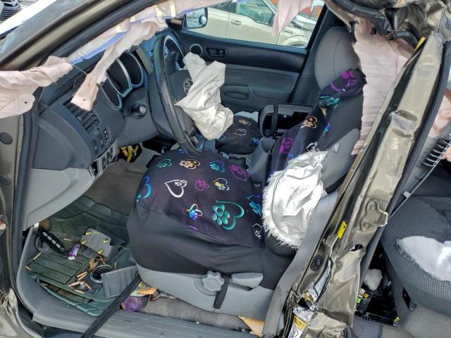 Toyota Tacoma Double Cab Image 8