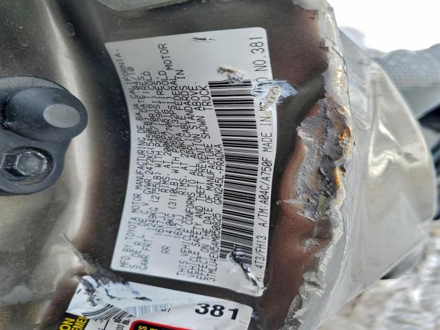 Toyota Tacoma Double Cab Image 10